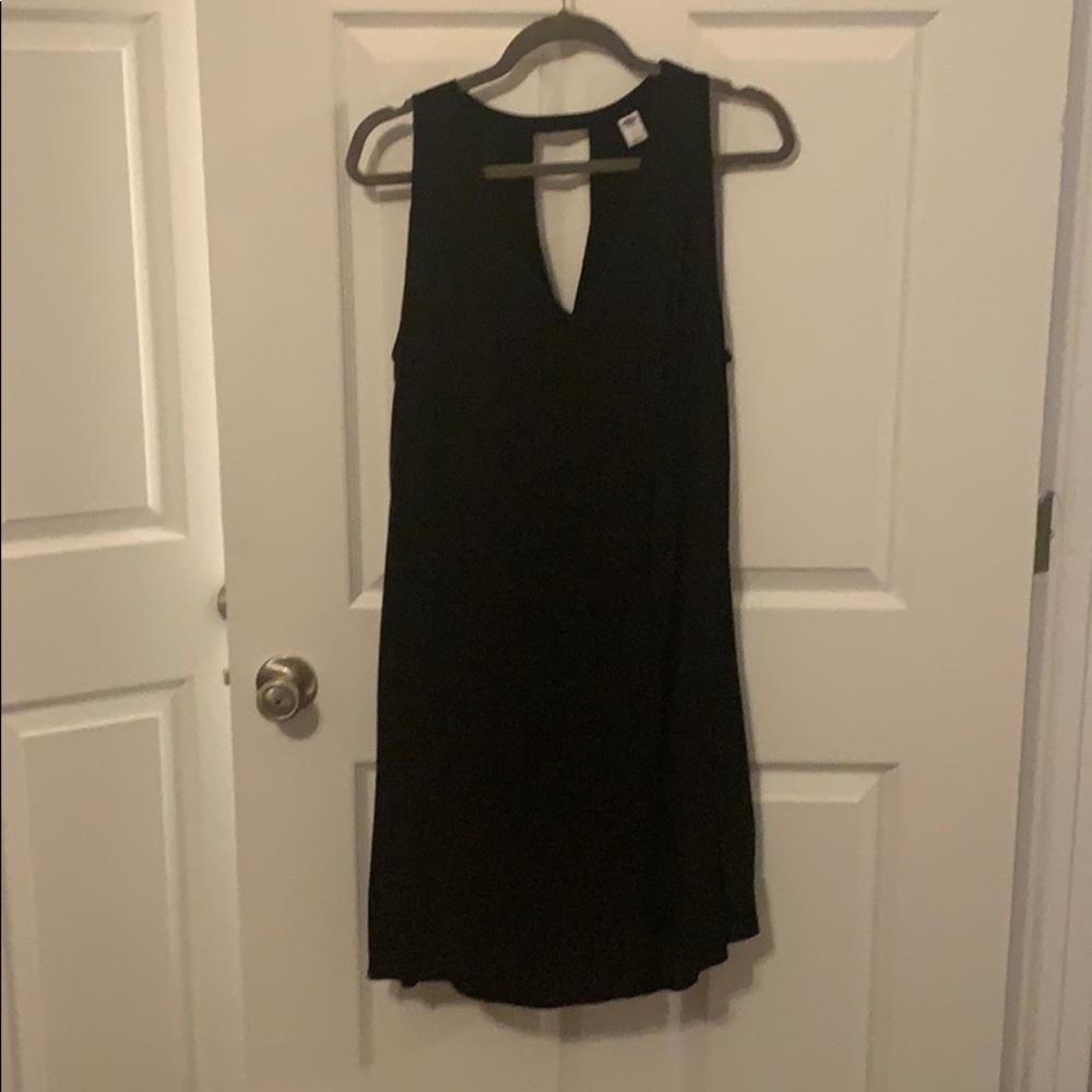 Black shift dress - New with tags (Old Navy)